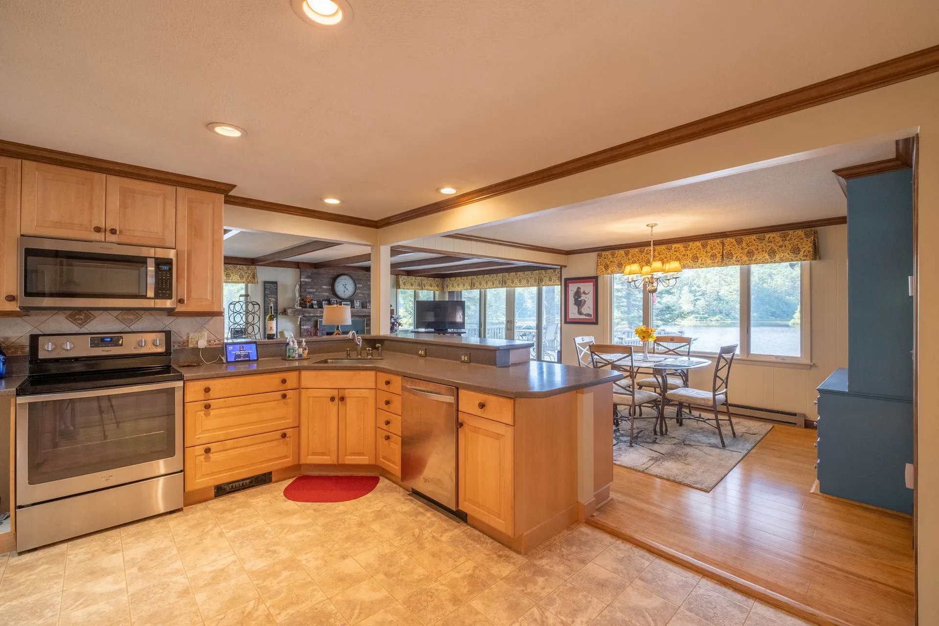 380 Waukeena Lake Road Danbury NH 03230