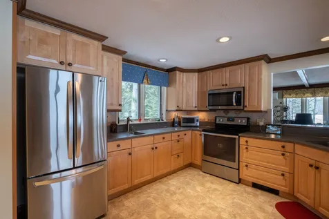 380 Waukeena Lake Road Danbury NH 03230