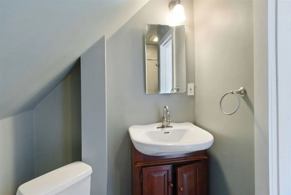 13 Perley Avenue Lebanon NH 03766