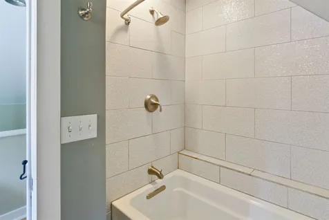 13 Perley Avenue Lebanon NH 03766