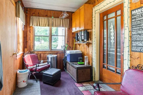 74 Blossom Street Nashua NH 03060