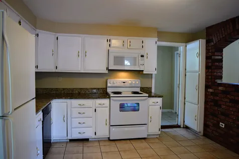 70 Grant Street Manchester NH 03104