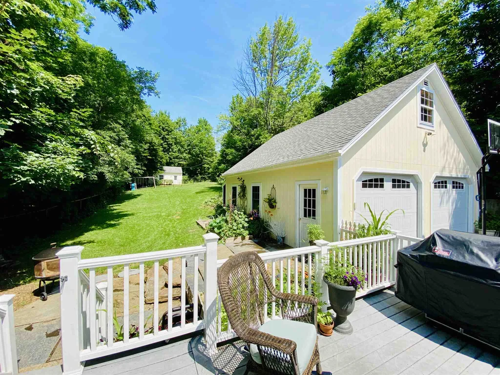 20 Highland Avenue Newport NH 03773