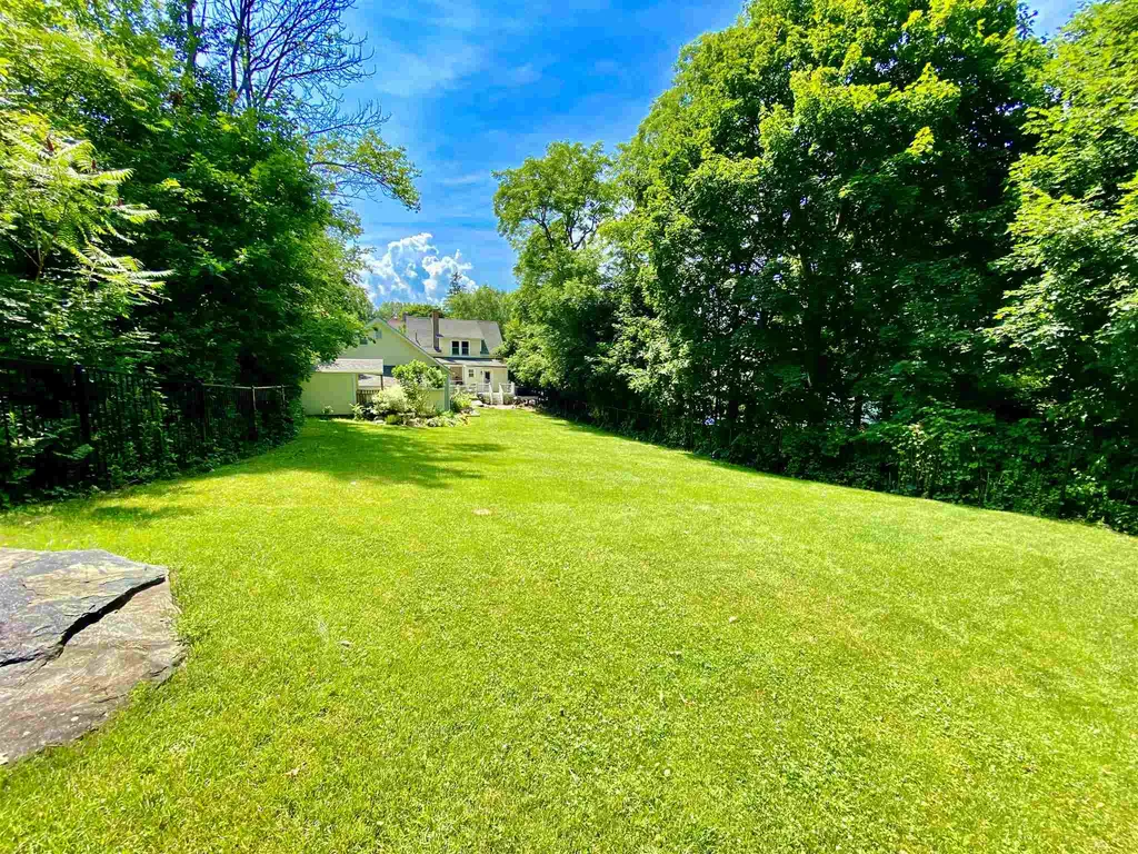 20 Highland Avenue Newport NH 03773