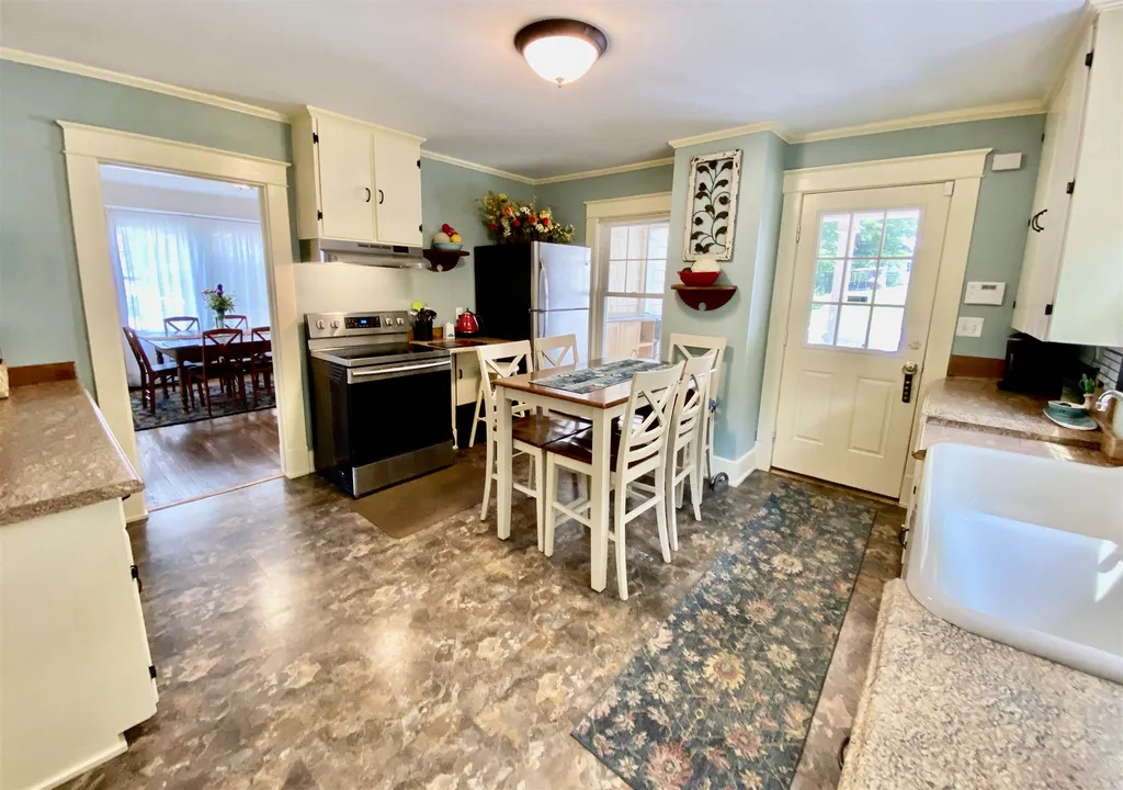 20 Highland Avenue Newport NH 03773