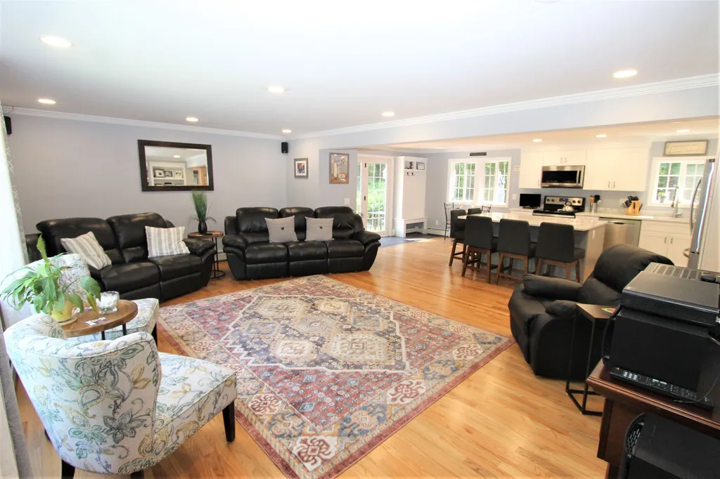 8 Brookhaven Road Kingston NH 03848