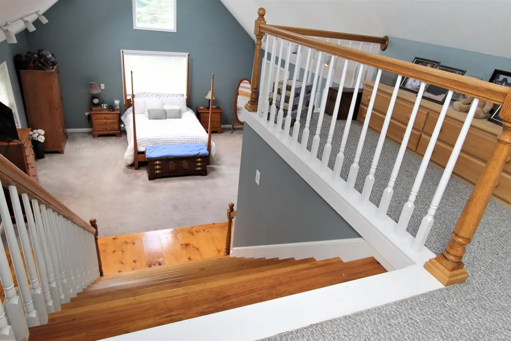 8 Brookhaven Road Kingston NH 03848
