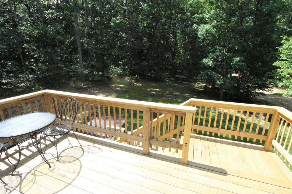 8 Brookhaven Road Kingston NH 03848