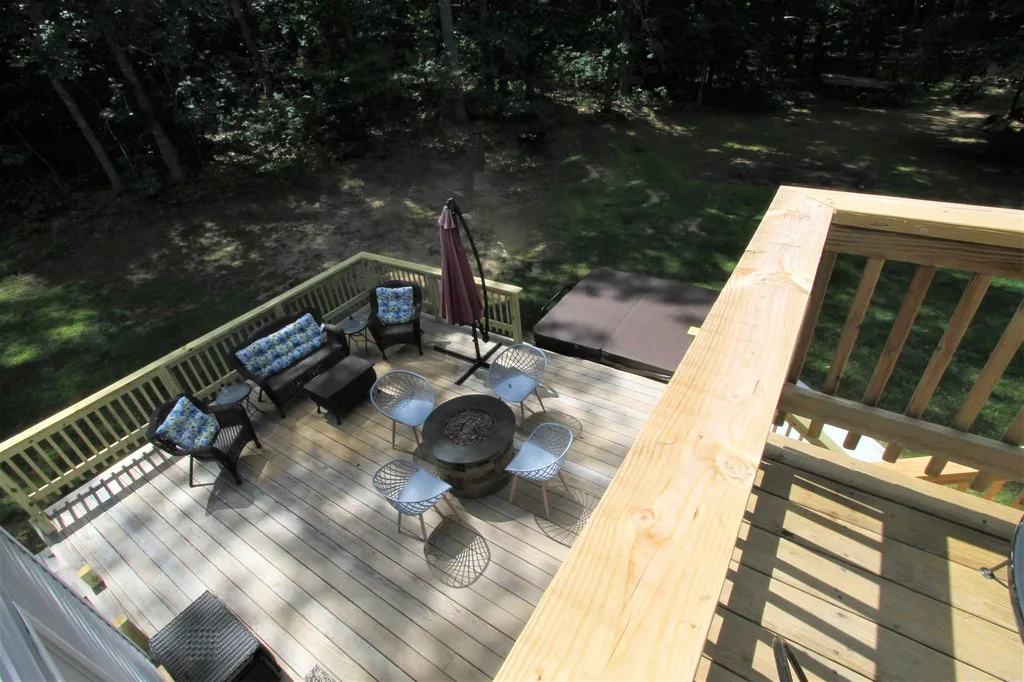8 Brookhaven Road Kingston NH 03848