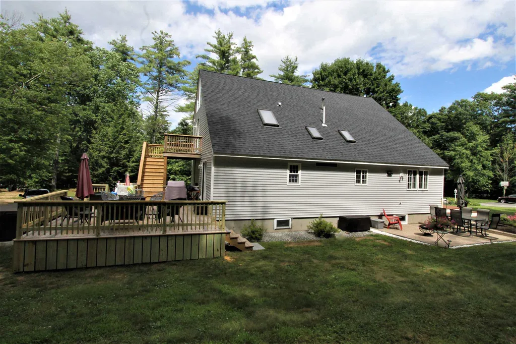 8 Brookhaven Road Kingston NH 03848