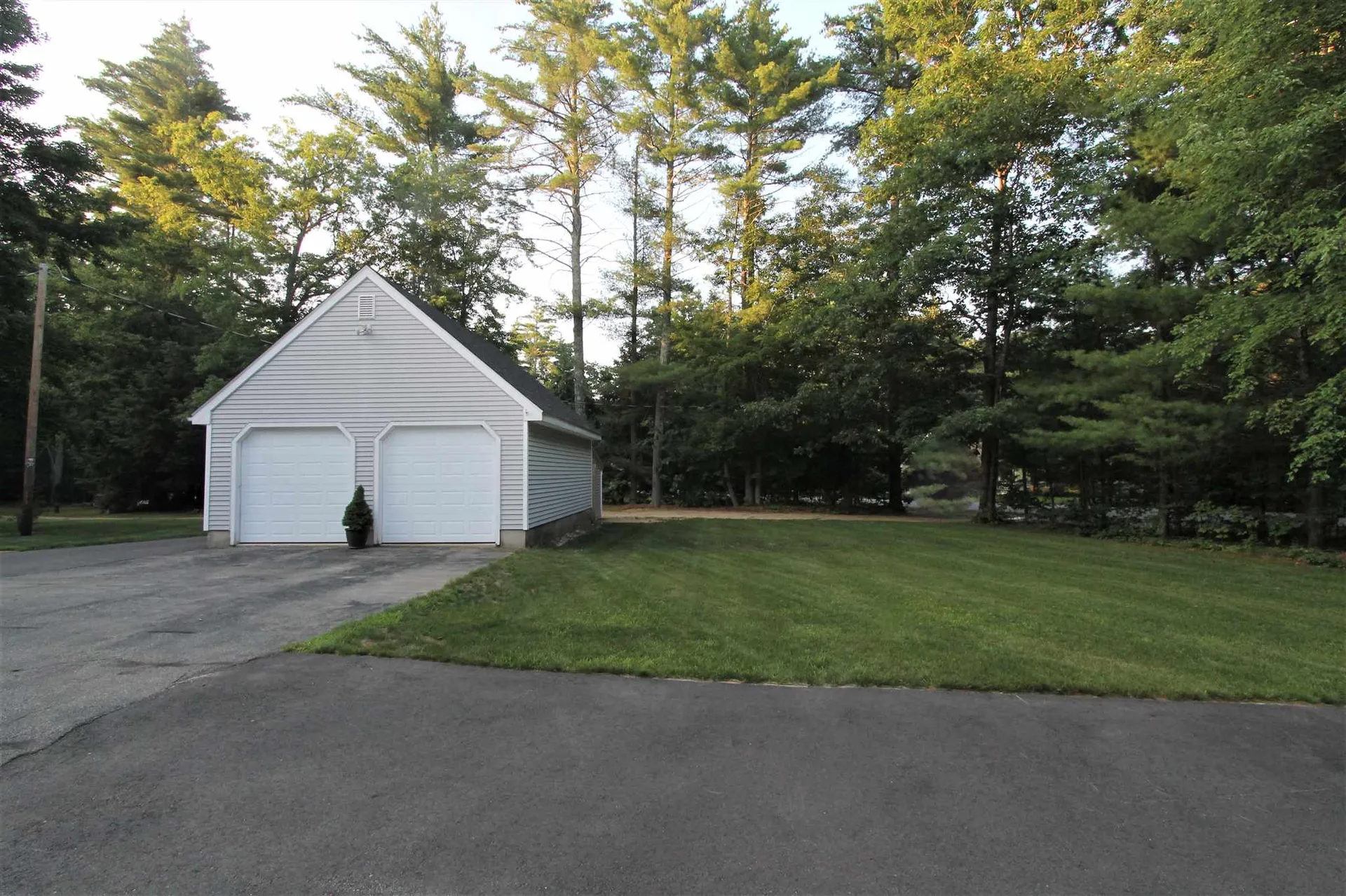 8 Brookhaven Road Kingston NH 03848