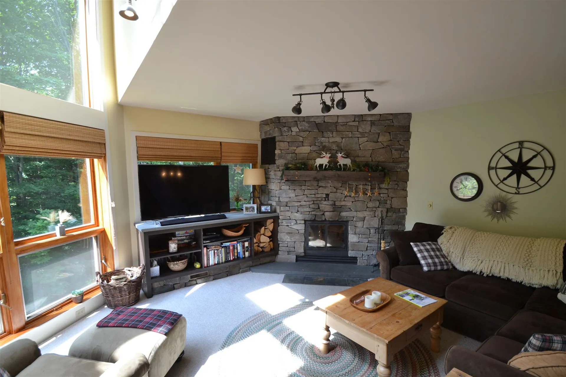 82 Madison Avenue Warren VT 05674