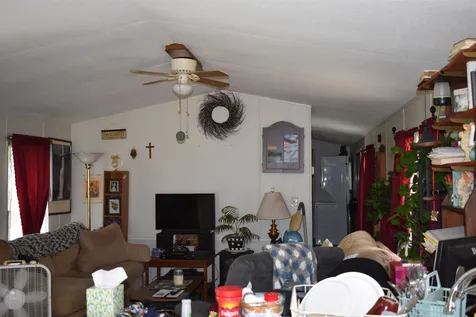 56 Cogswell Way Enfield NH 03748