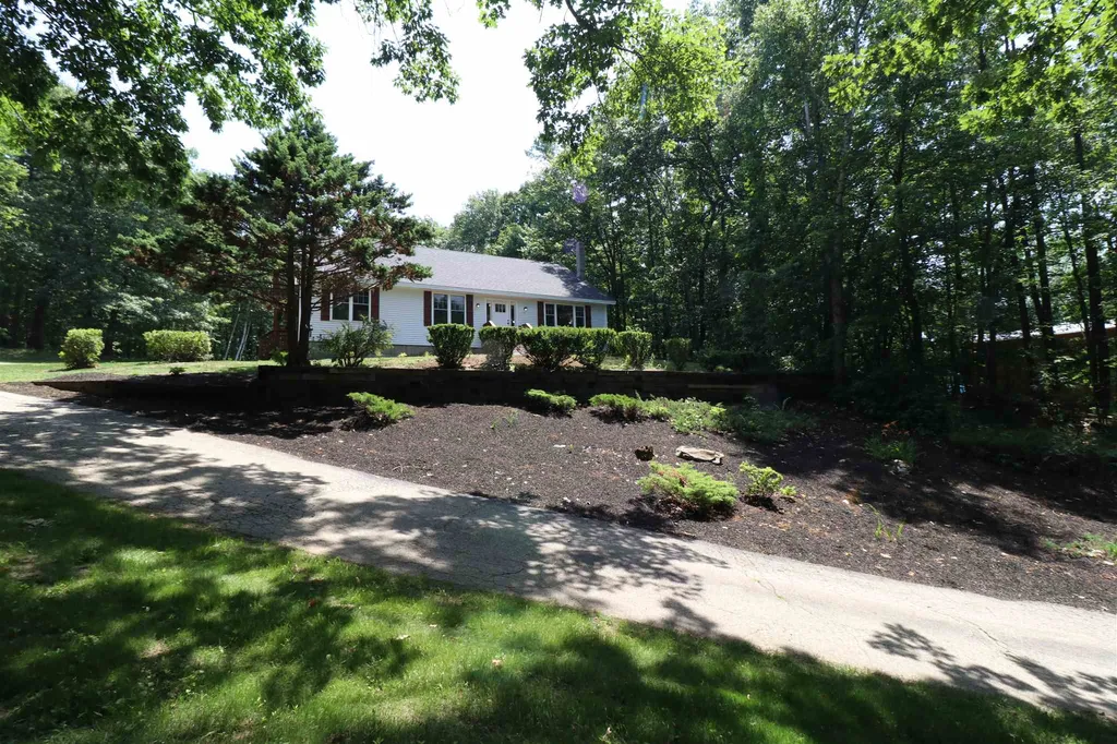 84 Frost Road Derry NH 03038