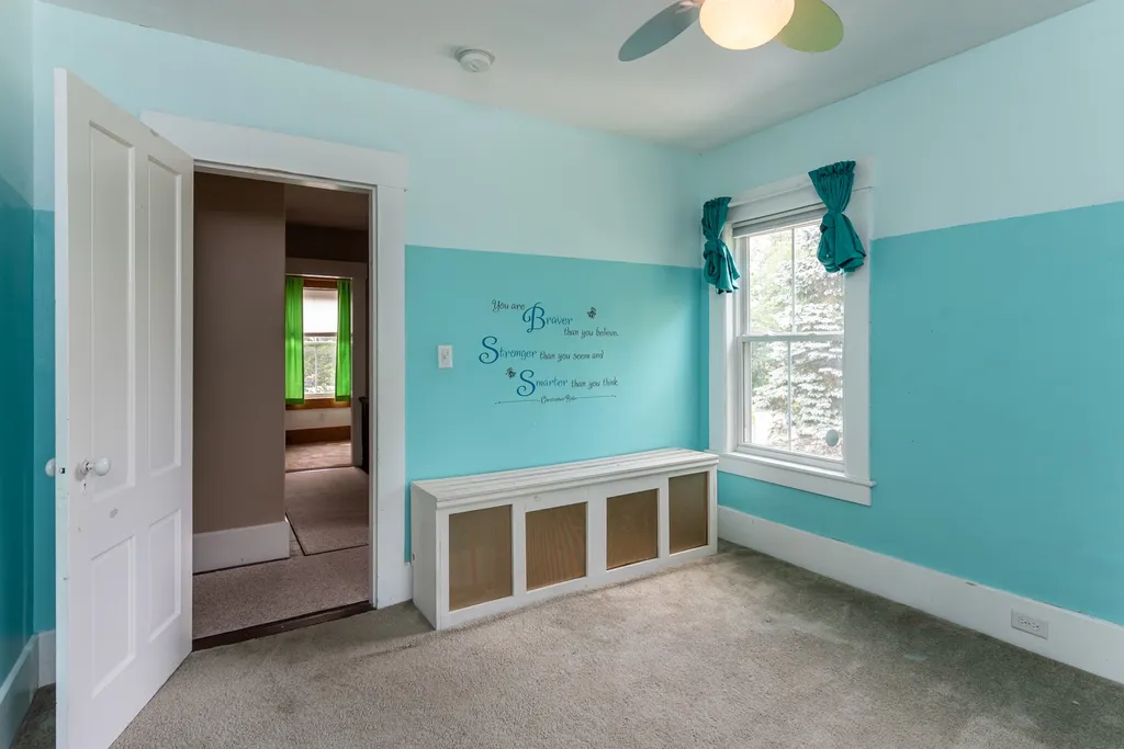 19 Milford Street Brookline NH 03033