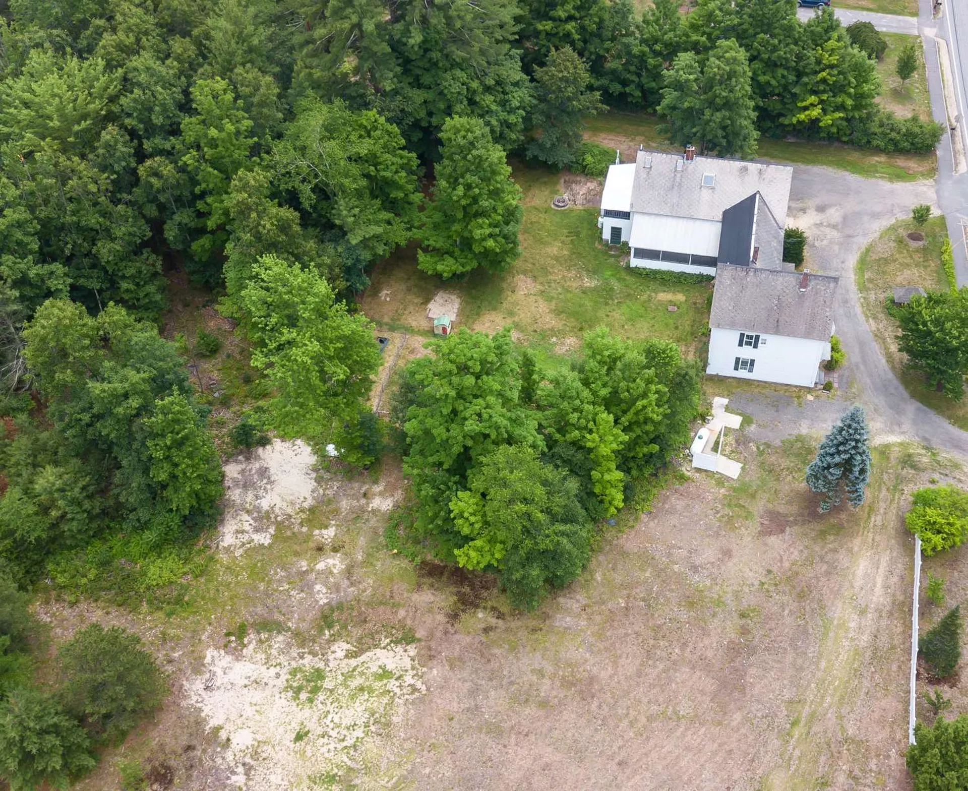 19 Milford Street Brookline NH 03033