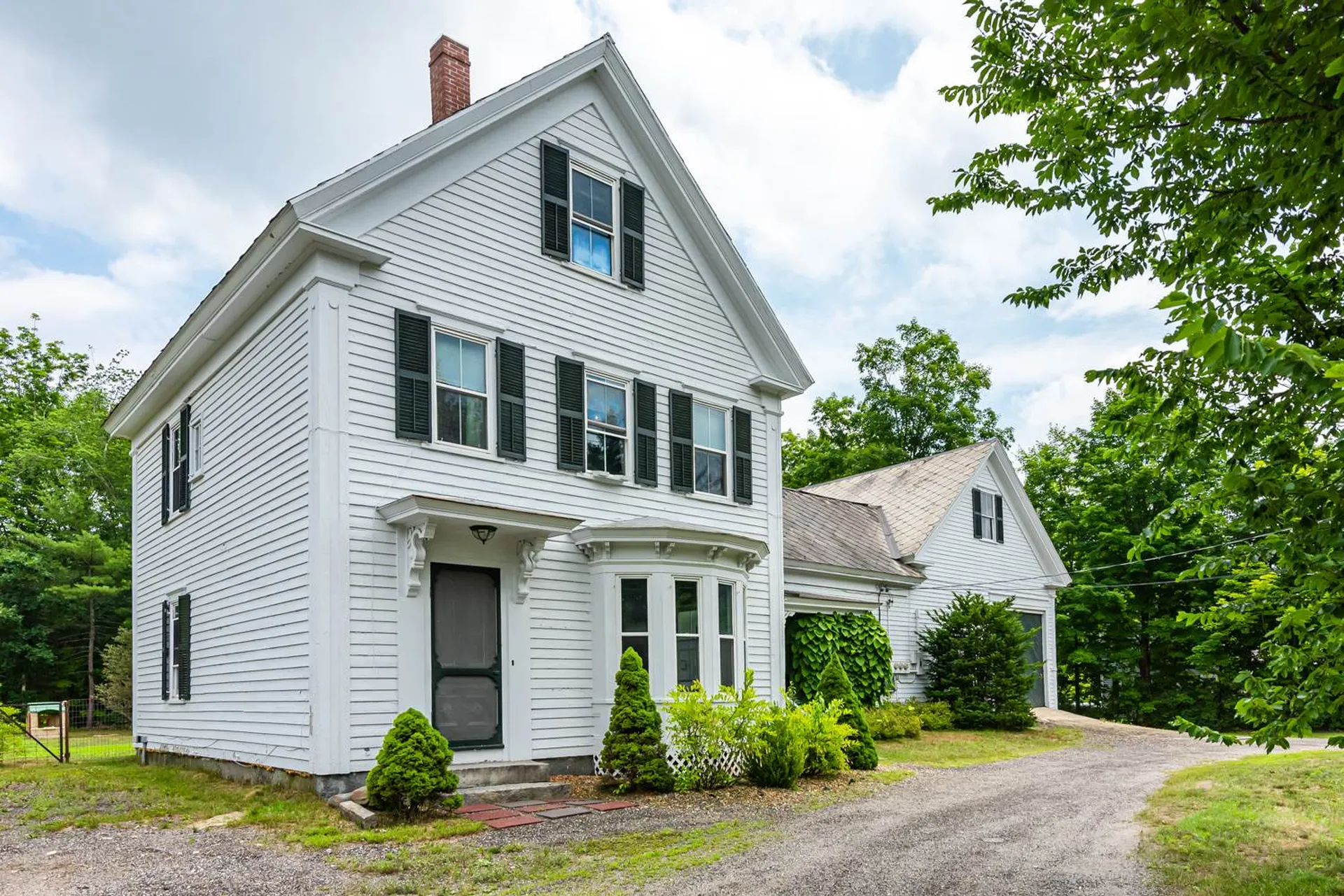19 Milford Street Brookline NH 03033