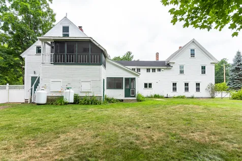 19 Milford Street Brookline NH 03033