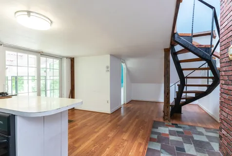 19 Milford Street Brookline NH 03033