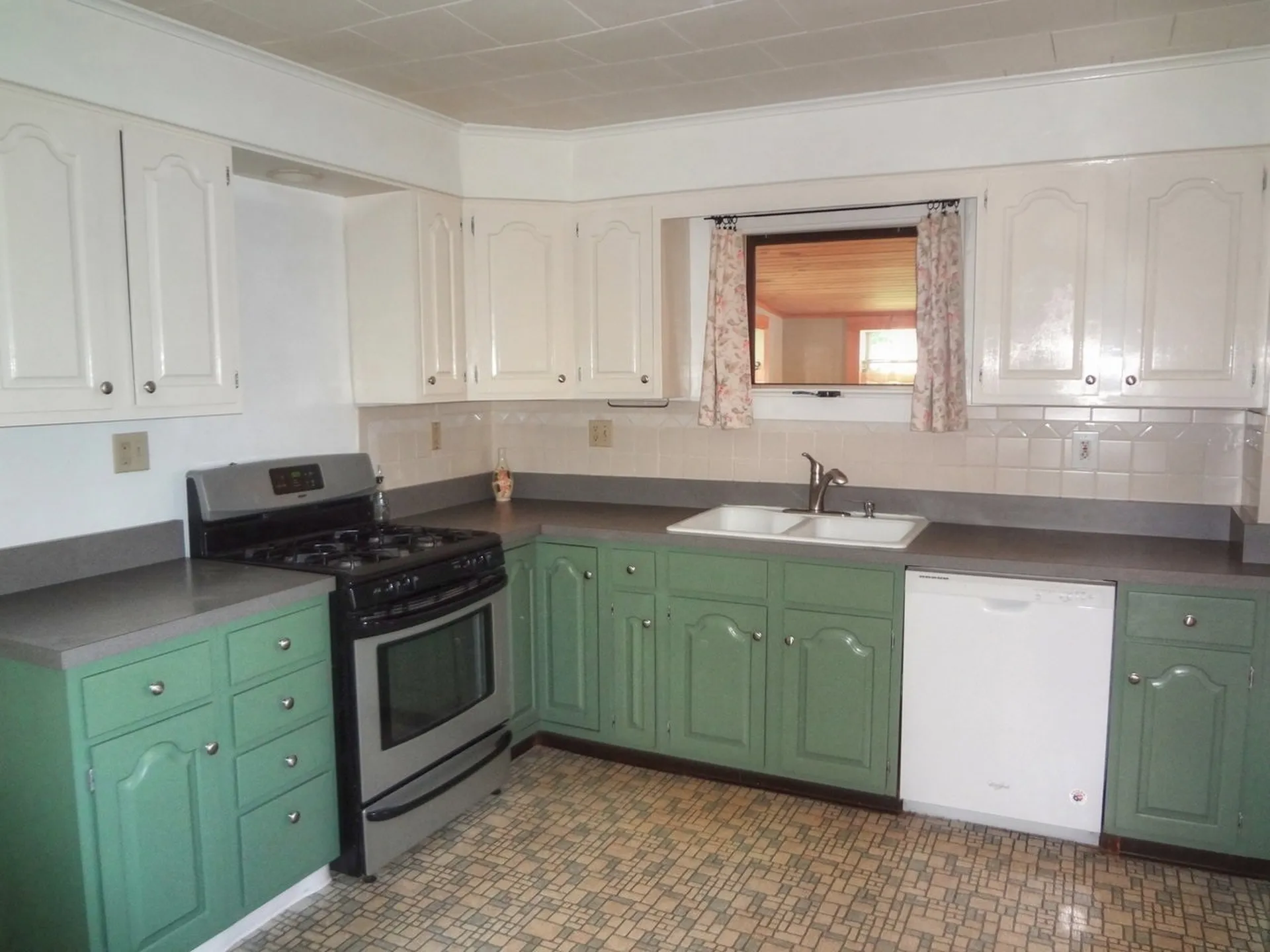 44 Bilodeau Court Burlington VT 05401
