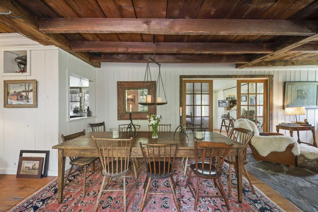 545 Starbuck Road Pomfret VT 05053