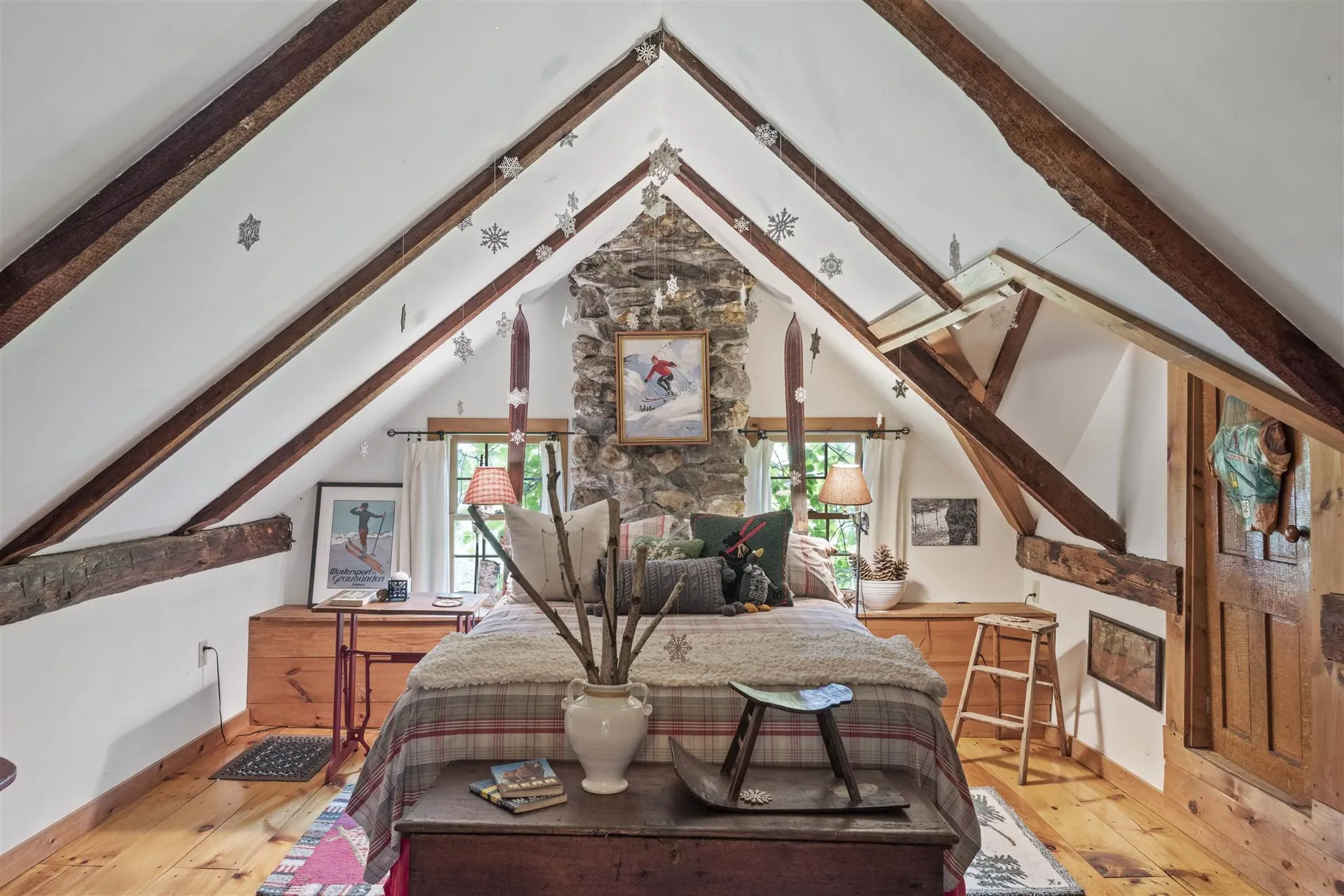 545 Starbuck Road Pomfret VT 05053