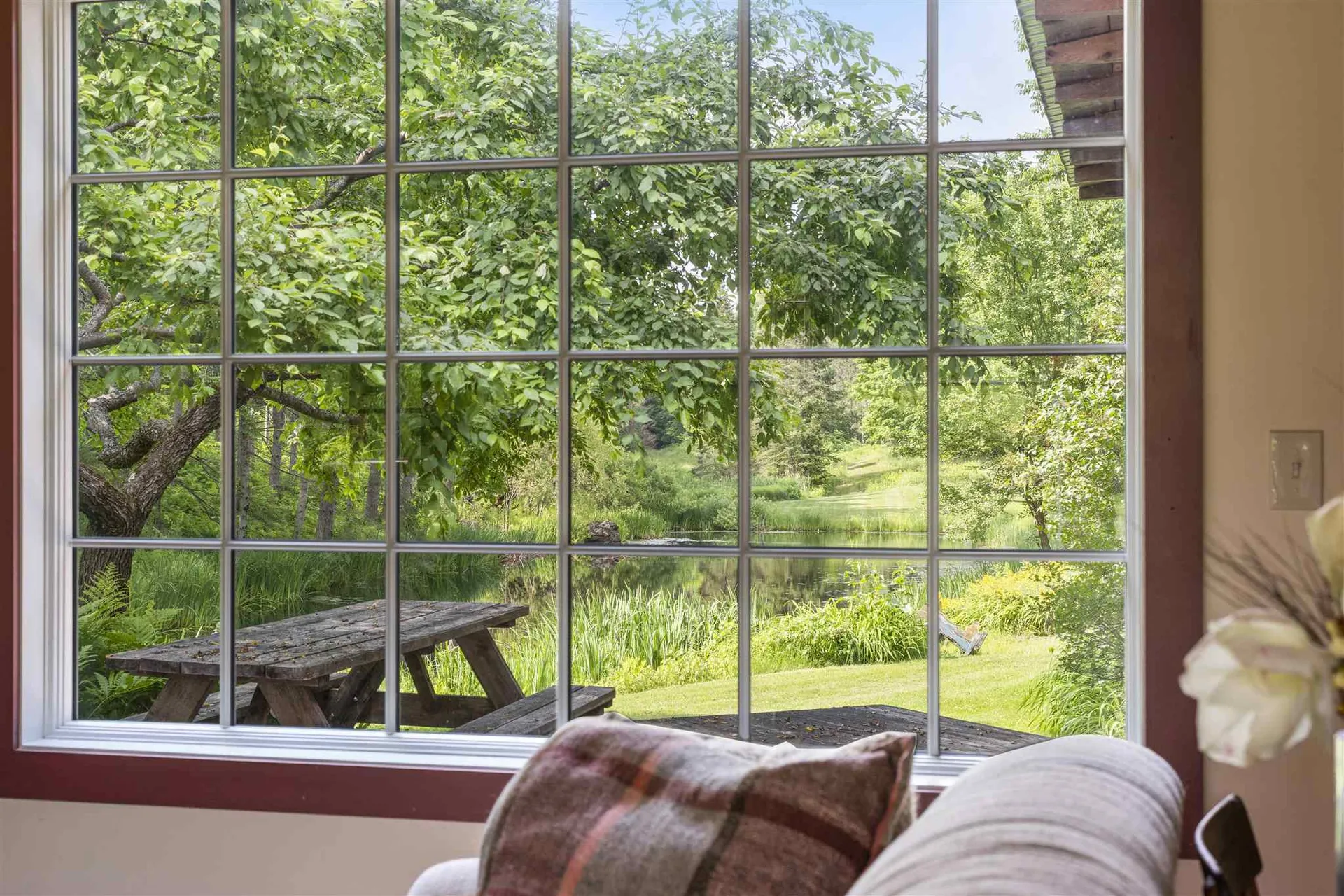 545 Starbuck Road Pomfret VT 05053