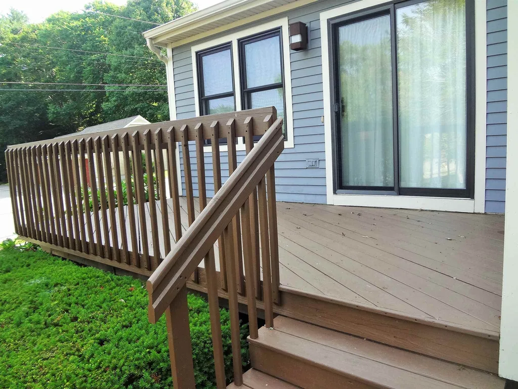 43 Staysail Way Portsmouth NH 03801