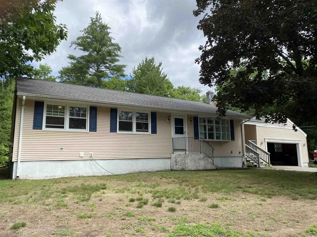 2 Norwood Road Salem NH 03079