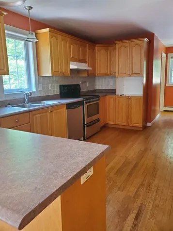 115 Craney Hill Road Weare NH 03281