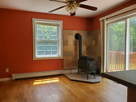 115 Craney Hill Road Weare NH 03281