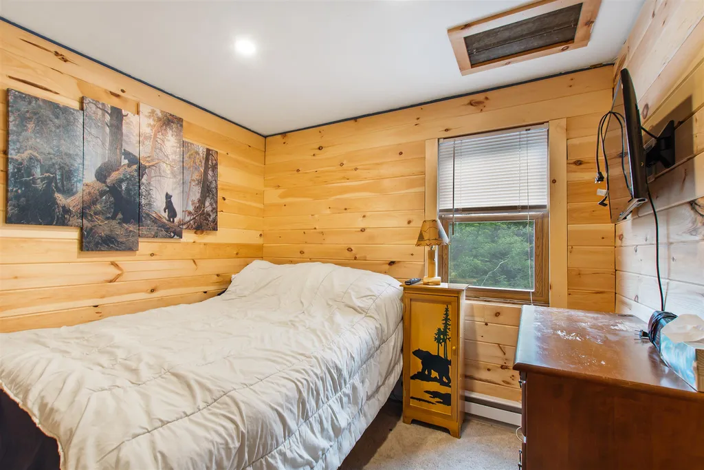 35 Aldrich Road Colebrook NH 03576