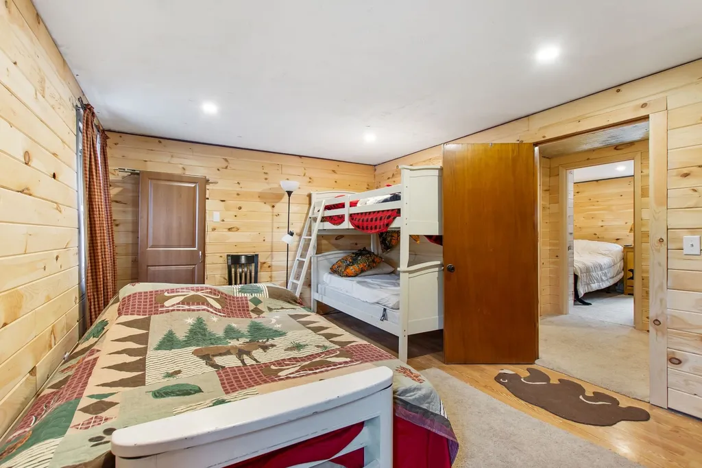 35 Aldrich Road Colebrook NH 03576