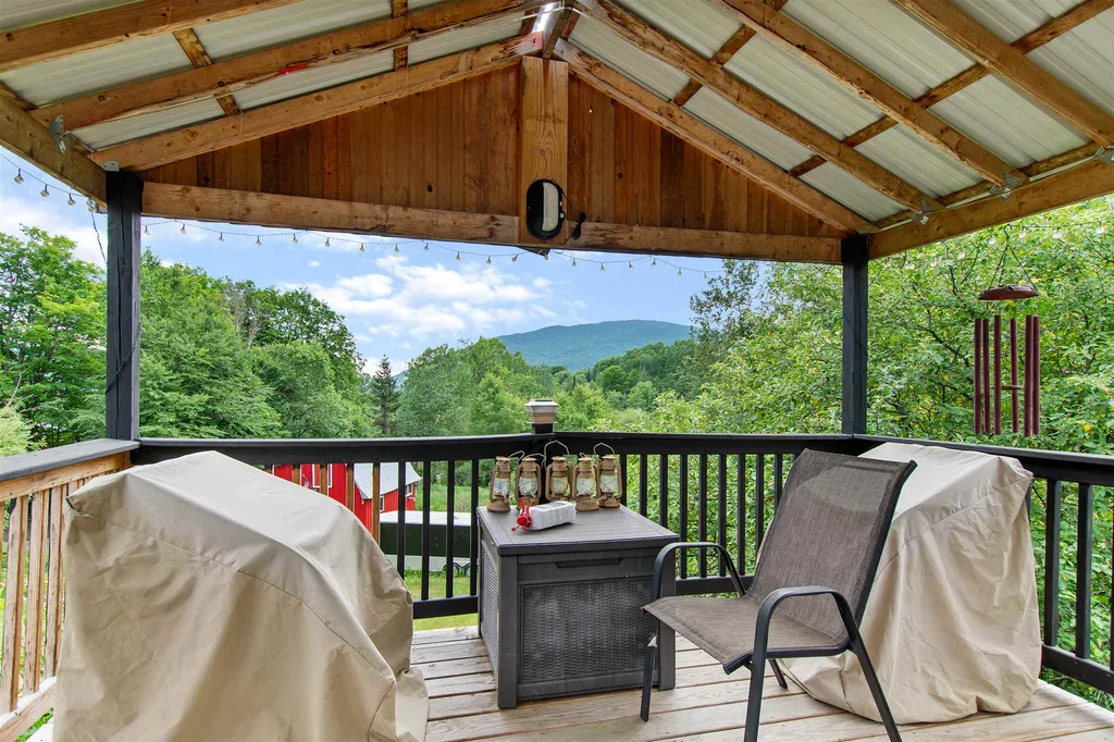 35 Aldrich Road Colebrook NH 03576