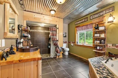 35 Aldrich Road Colebrook NH 03576