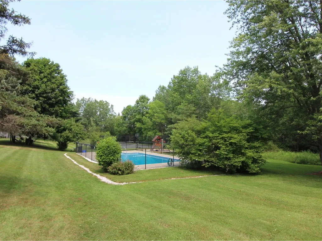 124 Quarry Hill Road South Burlington VT 05403