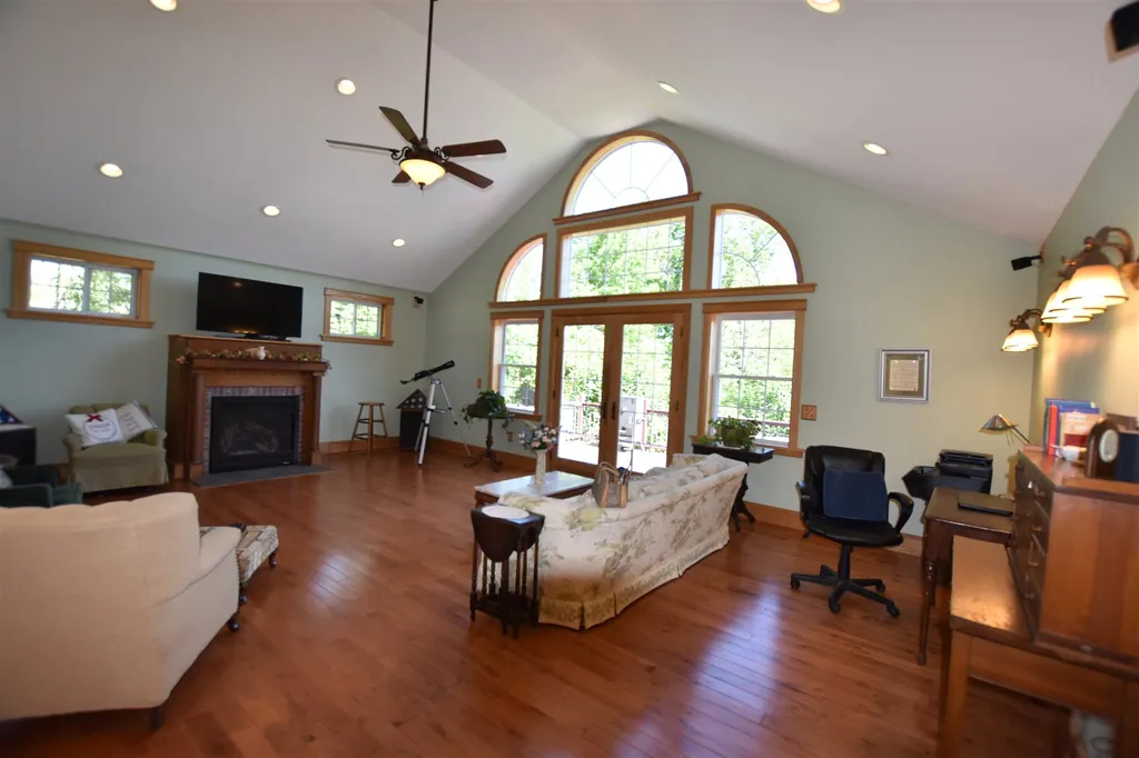333 High Street Candia NH 03034