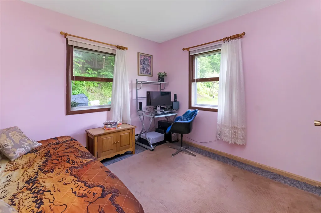 267 Prim Road Colchester VT 05446