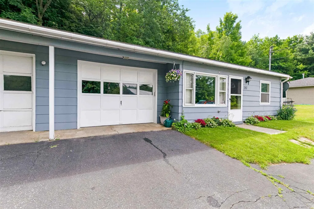 267 Prim Road Colchester VT 05446