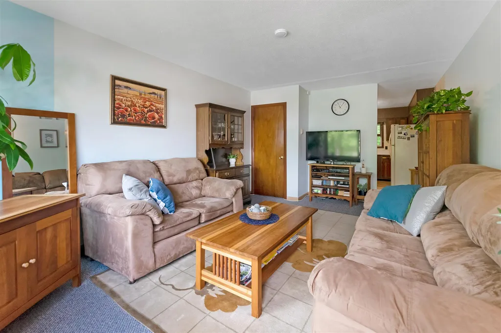 267 Prim Road Colchester VT 05446