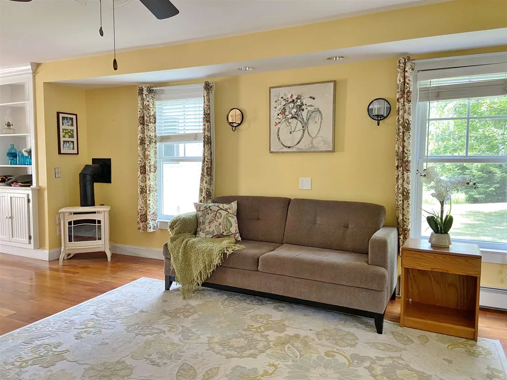460 Commons Road Williston VT 05495