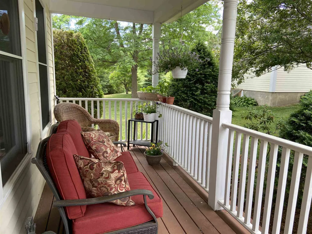 460 Commons Road Williston VT 05495
