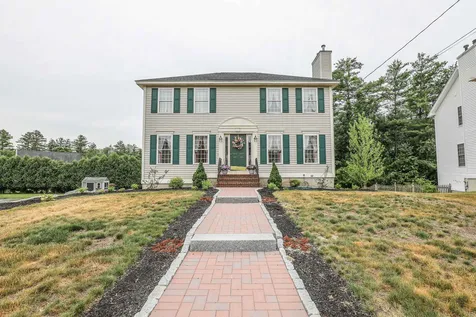 40 Rosecliff Lane Manchester NH 03109