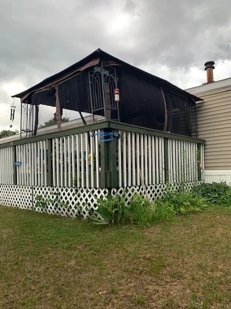 5 Lilac Lane Franklin NH 03235