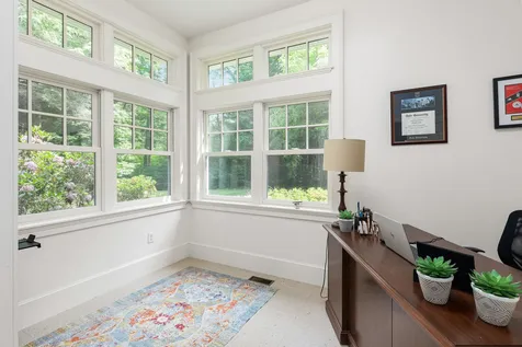 8 Squier Drive North Hampton NH 03862