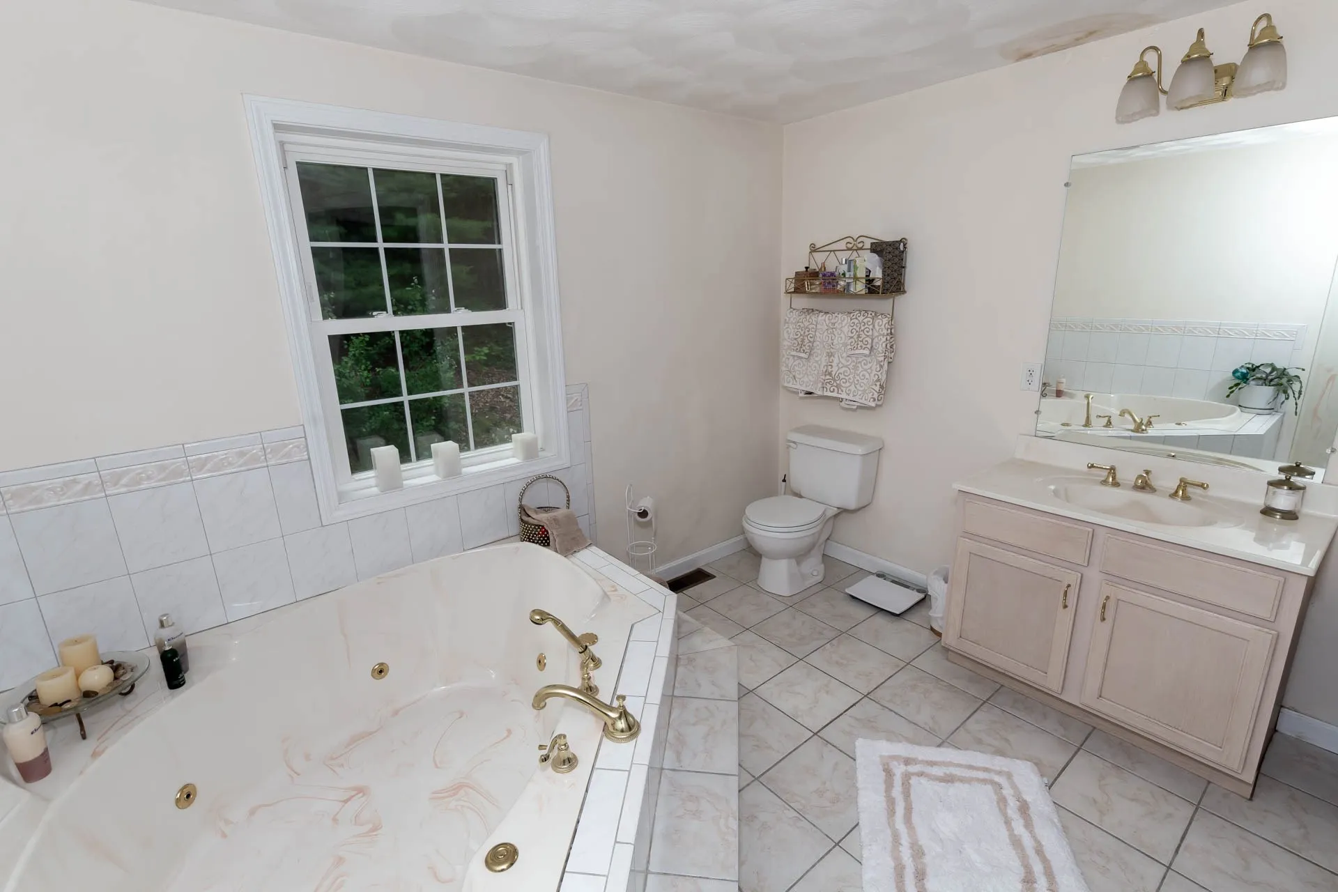 48 Wyndridge Circle Pelham NH 03076