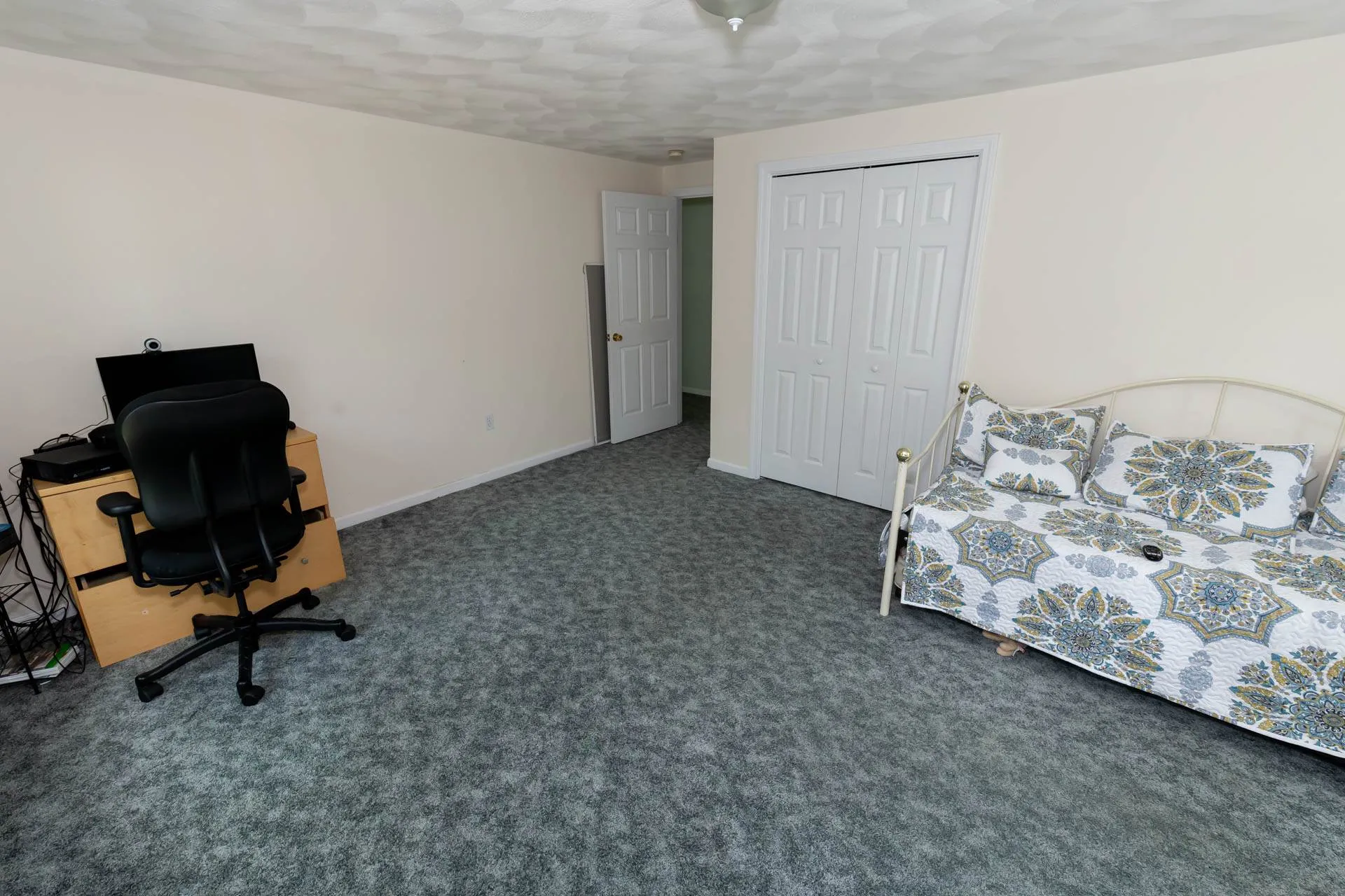 48 Wyndridge Circle Pelham NH 03076