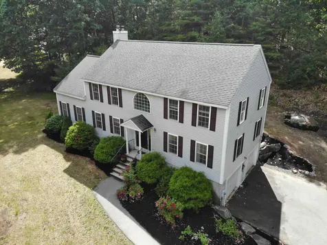 48 Wyndridge Circle Pelham NH 03076