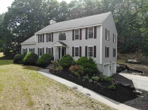 48 Wyndridge Circle Pelham NH 03076