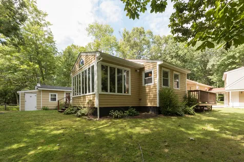 18 Owl Lane Lee NH 03861